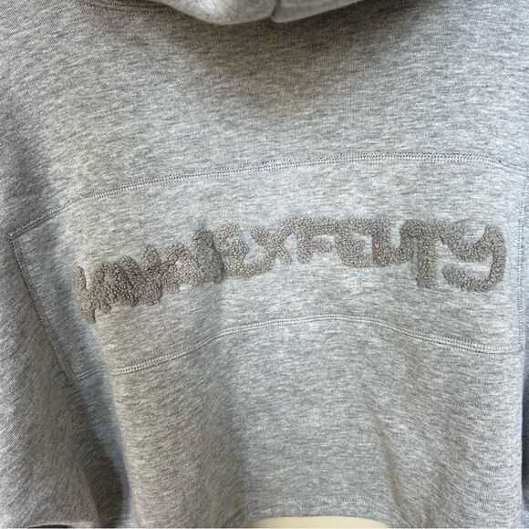 Savage X Fenty Essential Cropped Hoodie with Logo Pullover Platinum Grey Large - Picture 9 of 15